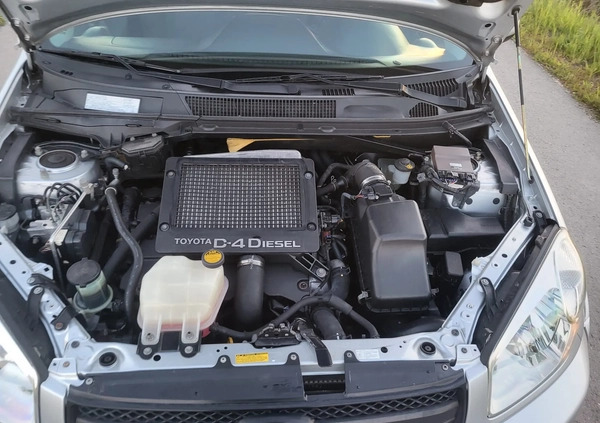 Toyota RAV4 cena 19900 przebieg: 226000, rok produkcji 2004 z Piekary Śląskie małe 497